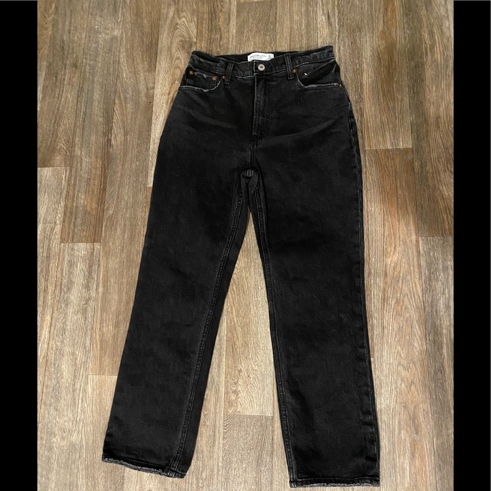 Abercombie And Fitch Black Straight-Leg Women's Jeans
